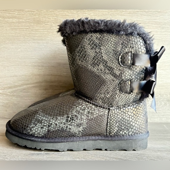 UGG Boots (Black) Women’s Size 9 (Brand New) - Picture 5 of 7